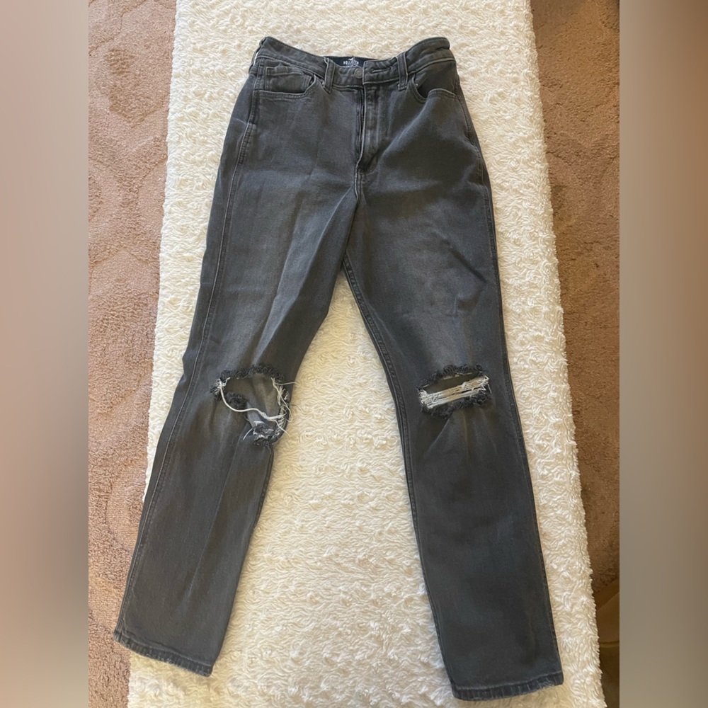 Ultra High Rise Mom Jean - Picture 2 of 4